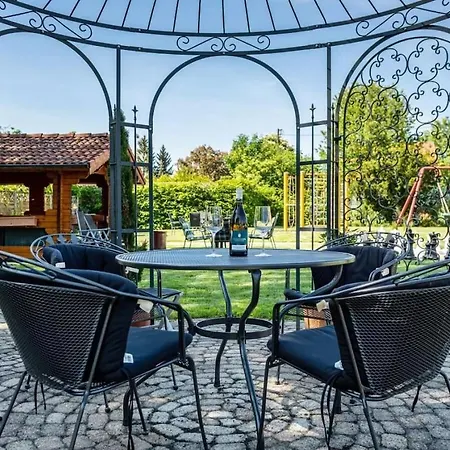 Trostelhof 1 بيت للعطل *